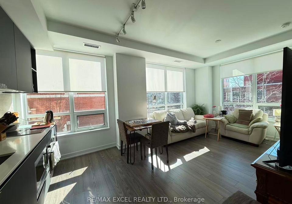 377-madison-avenue-toronto-ontario-c12838550