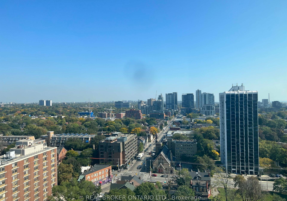 219-dundas-street-e-toronto-ontario-c12838592