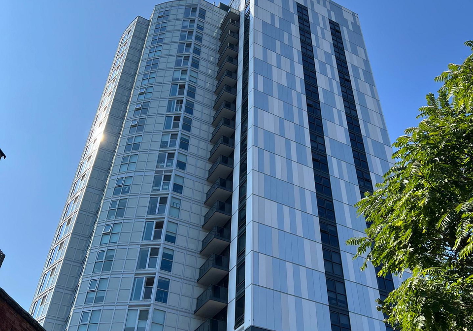 219-dundas-street-e-toronto-ontario-c12838592