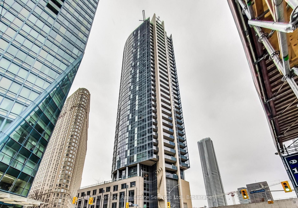 1-the-esplanade-toronto-ontario-c12838718