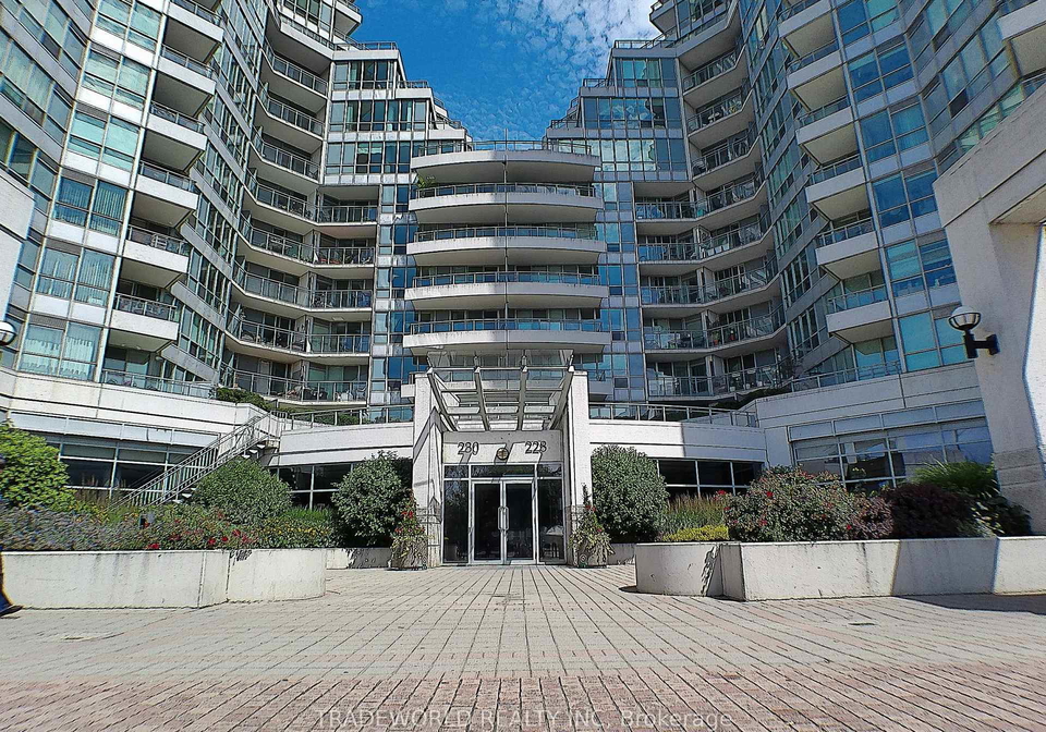 228-queens-quay-w-toronto-ontario-c12838906