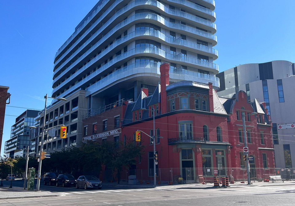425-front-street-e-toronto-ontario-c12838966