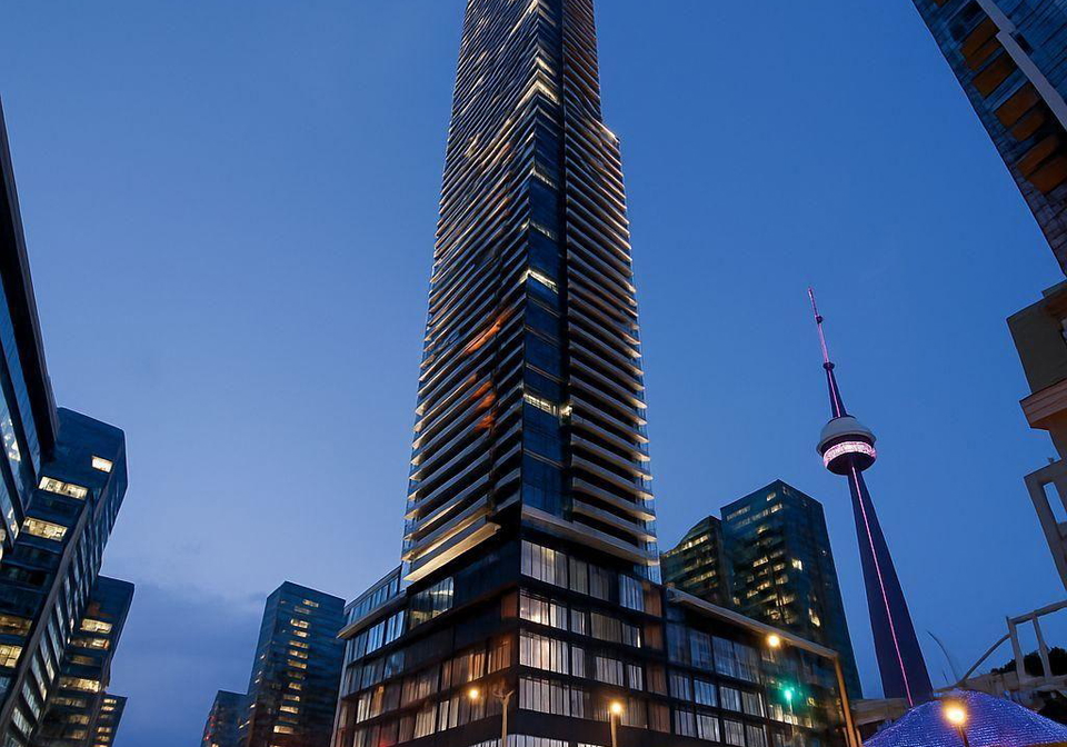 3-concord-cityplace-way-toronto-ontario-c12839046