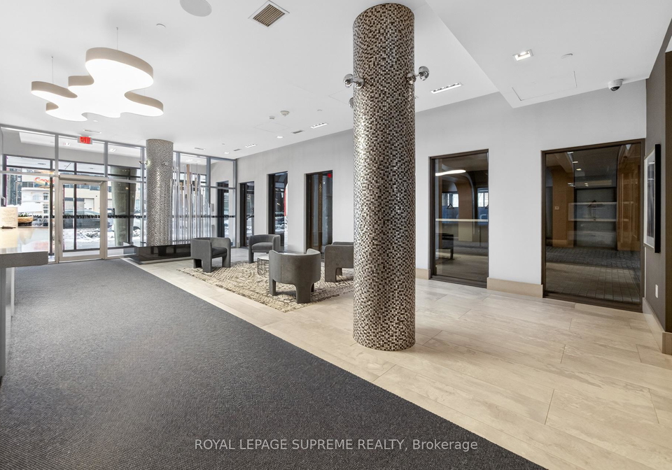 525-adelaide-street-w-toronto-ontario-c12839072