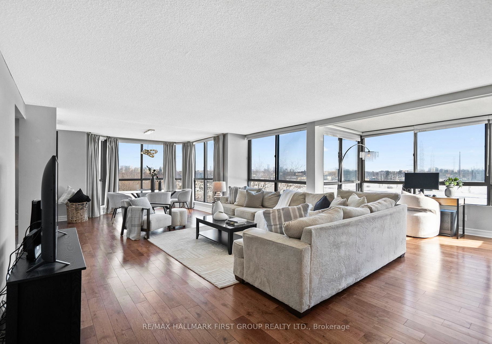 131-torresdale-avenue-toronto-ontario-c12839130