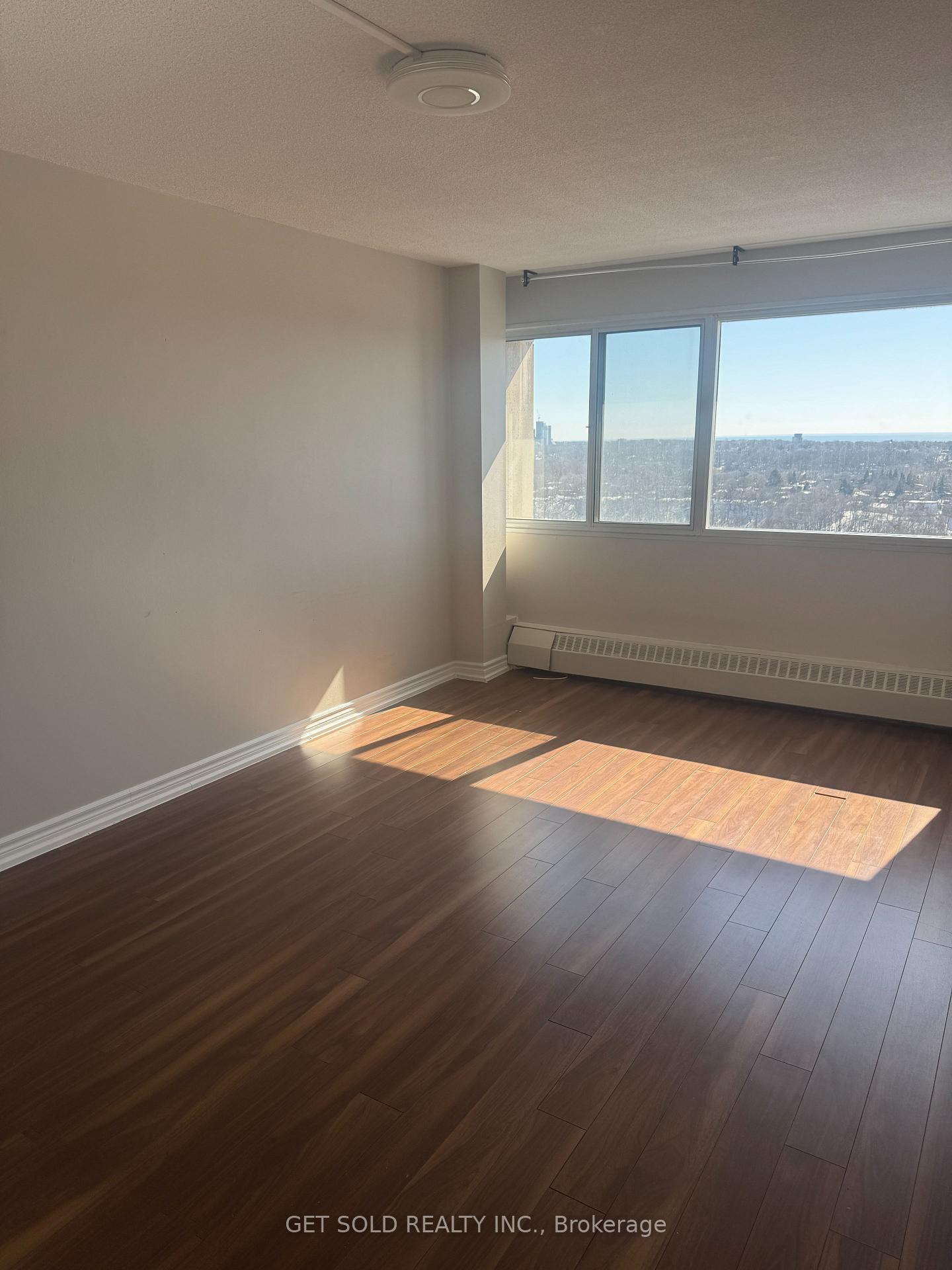 715-don-mills-road-east-york-ontario-c12839242