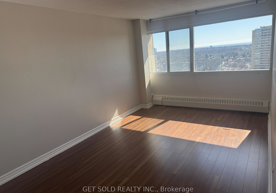 715-don-mills-road-east-york-ontario-c12839242