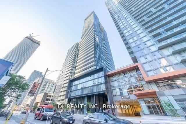 28-wellesley-street-e-toronto-ontario-c12839246