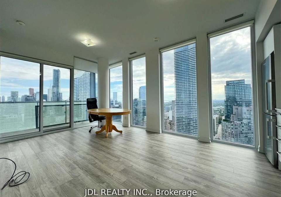 28-wellesley-street-e-toronto-ontario-c12839246
