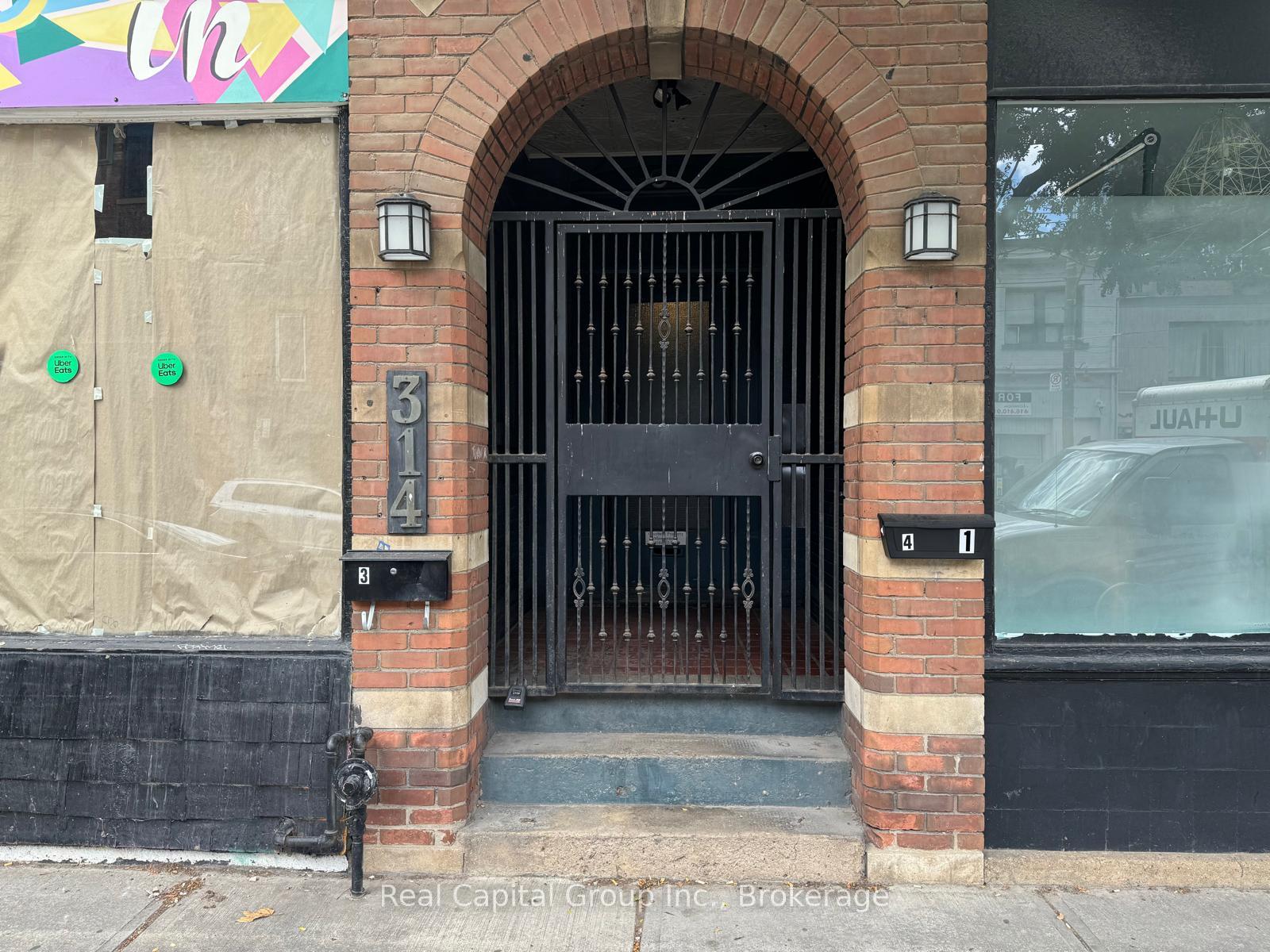 314-316-queen-street-e-toronto-ontario-c12839306