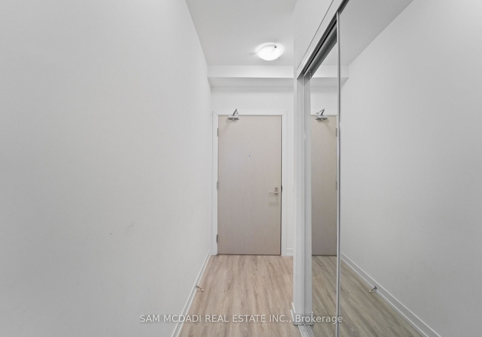 55-cooper-street-toronto-ontario-c12839372