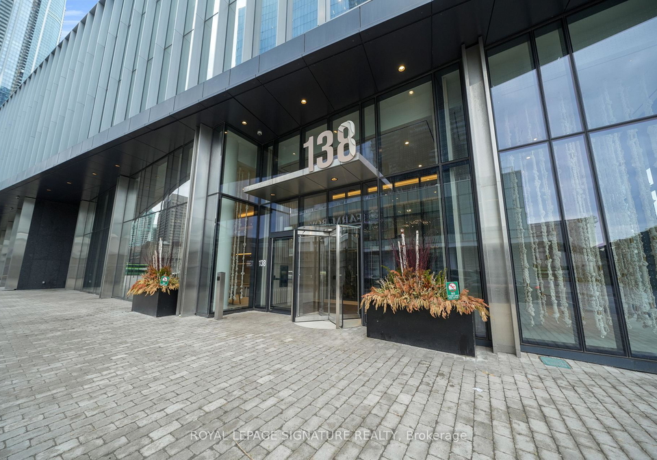 138-downes-street-toronto-ontario-c12839498