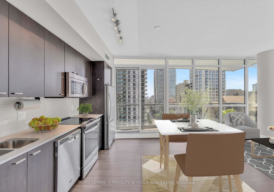 30-roehampton-avenue-toronto-ontario-c12839618