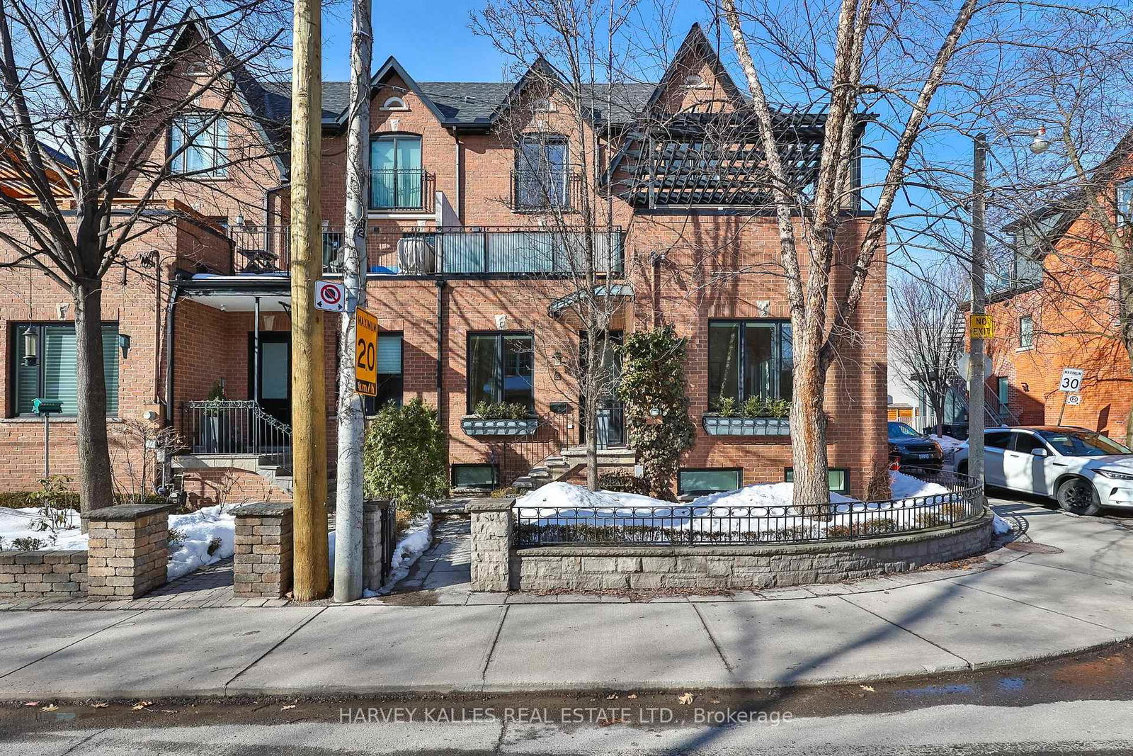 52-shaftesbury-avenue-toronto-ontario-c12839660