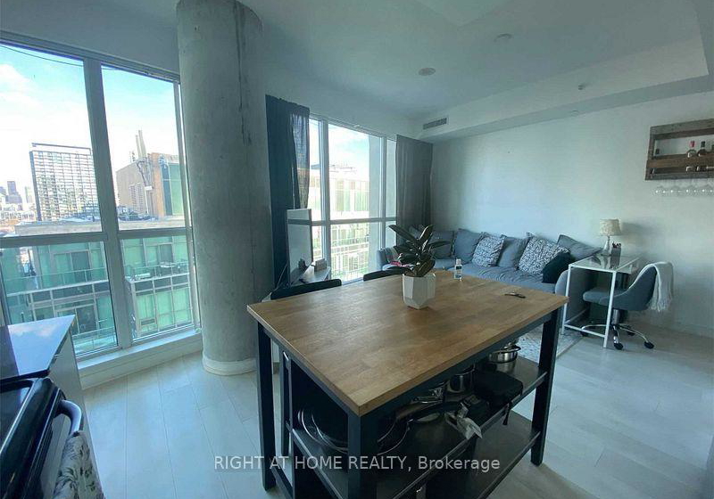 150-east-liberty-street-toronto-ontario-c12839834