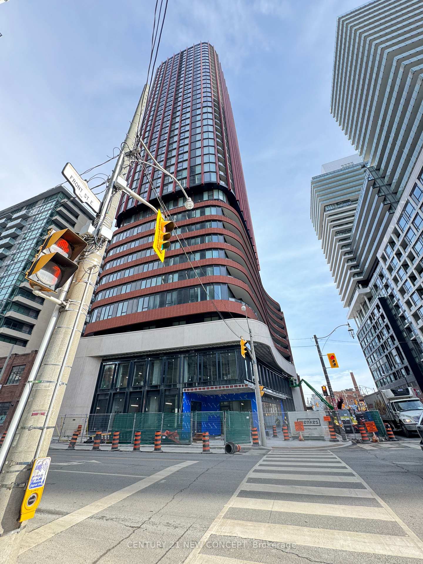 180-front-street-e-toronto-ontario-c12839854