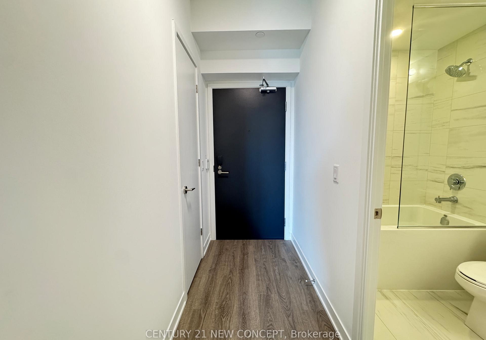 180-front-street-e-toronto-ontario-c12839854