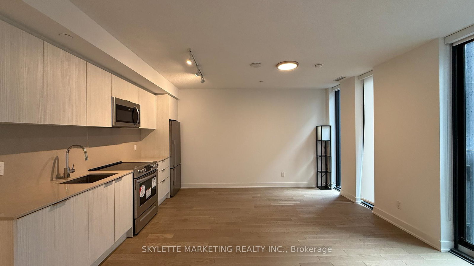 25-richmond-street-e-toronto-ontario-c12840178