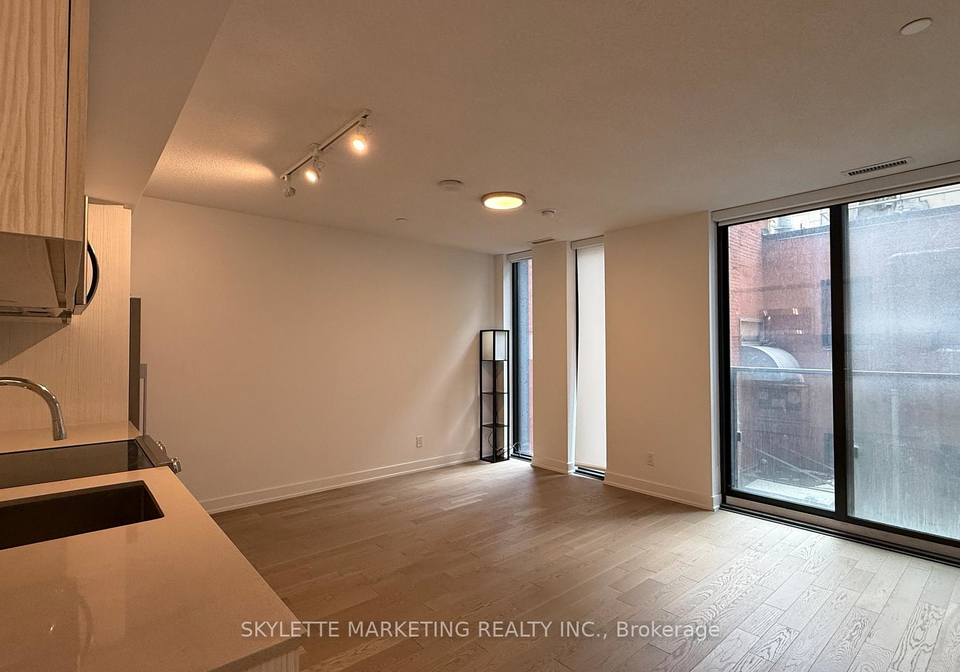 25-richmond-street-e-toronto-ontario-c12840178