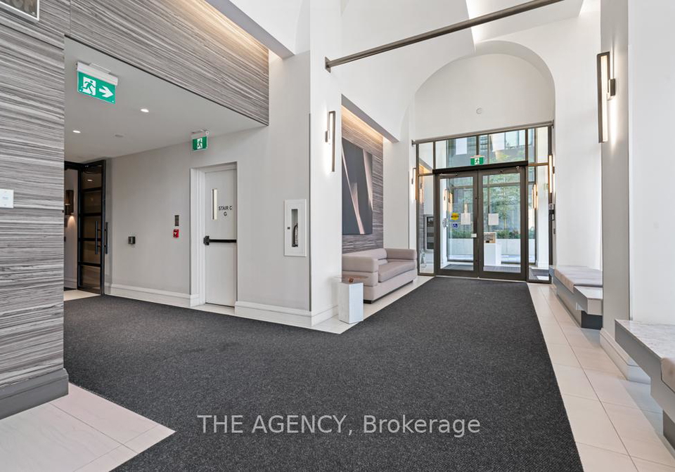 39-roehampton-avenue-toronto-ontario-c12840234