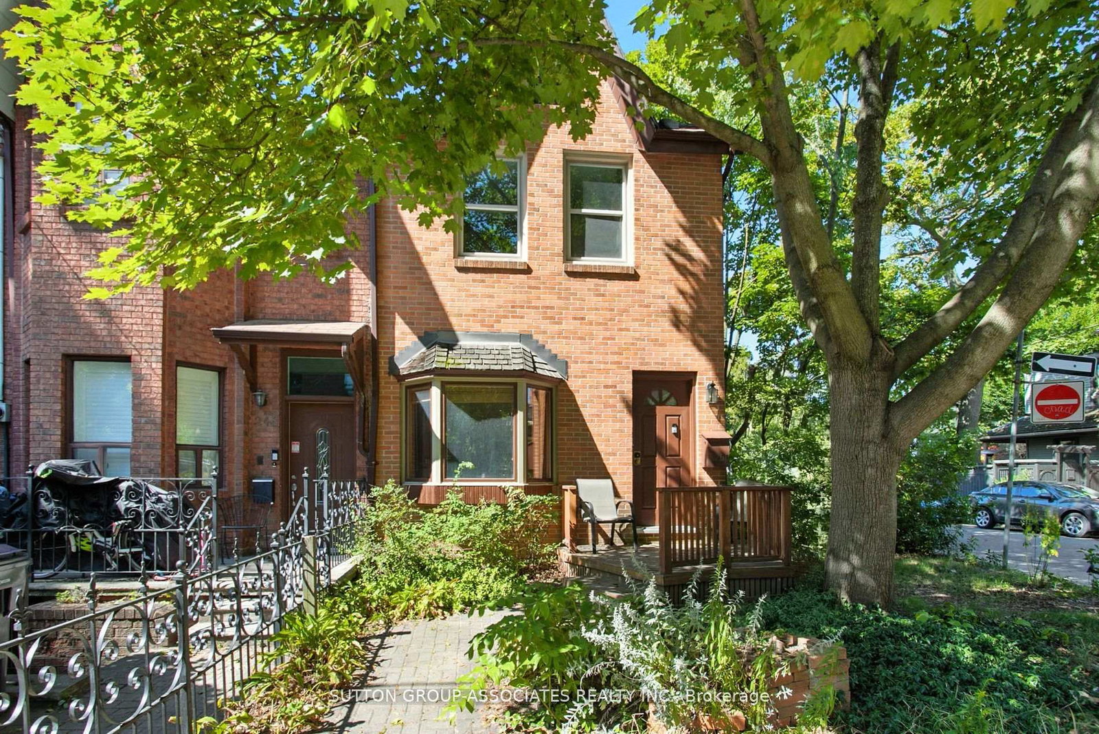 250-robert-street-toronto-ontario-c12840586