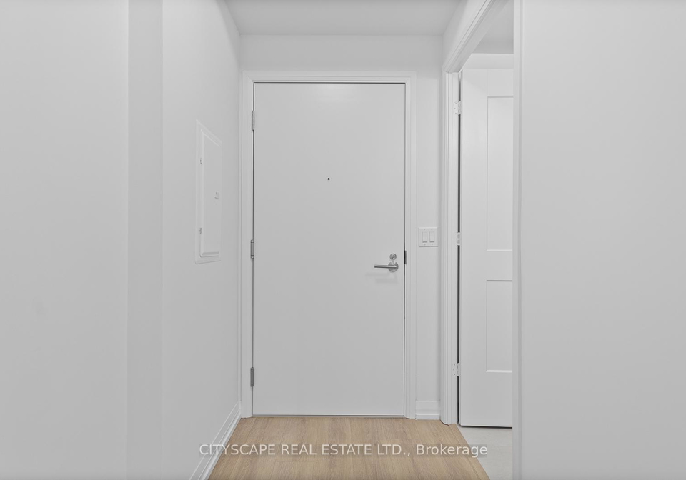 8-widmer-street-toronto-ontario-c12840634