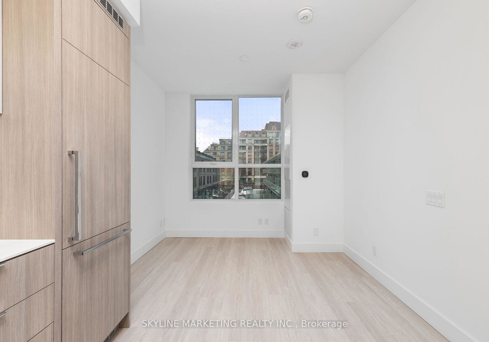 6-greenbriar-road-north-york-ontario-c12841002