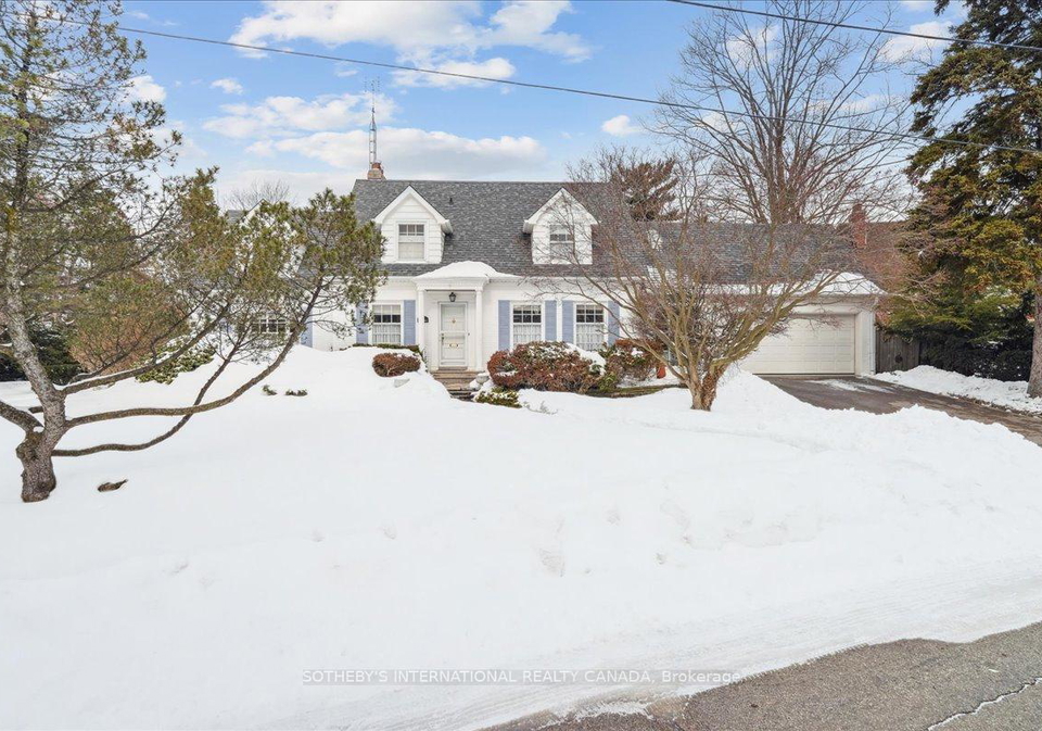 5-moorehill-drive-east-york-ontario-c12841244