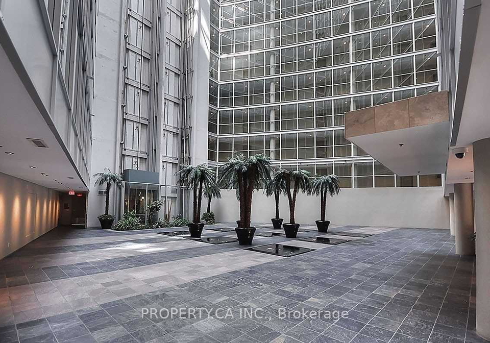 650-queens-quay-w-toronto-ontario-c12841394
