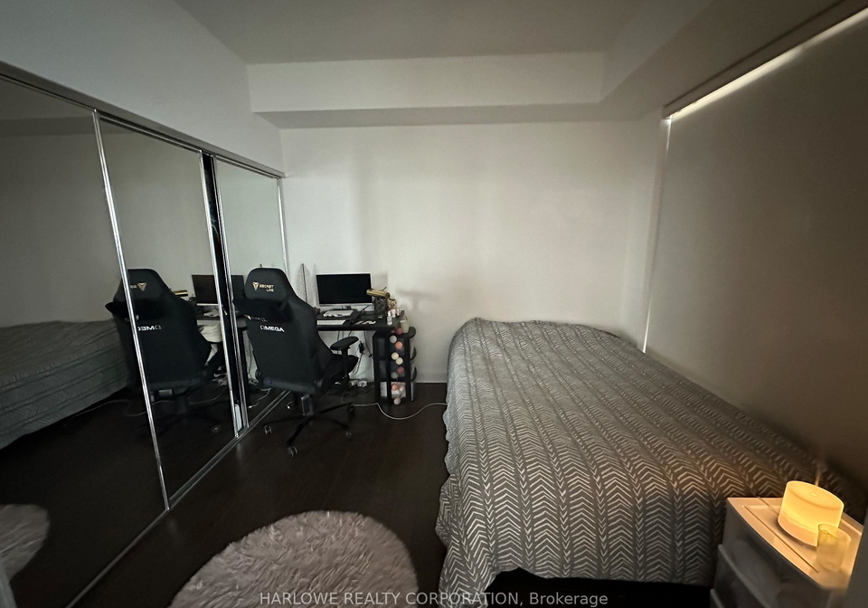 1080-bay-street-toronto-ontario-c12841564