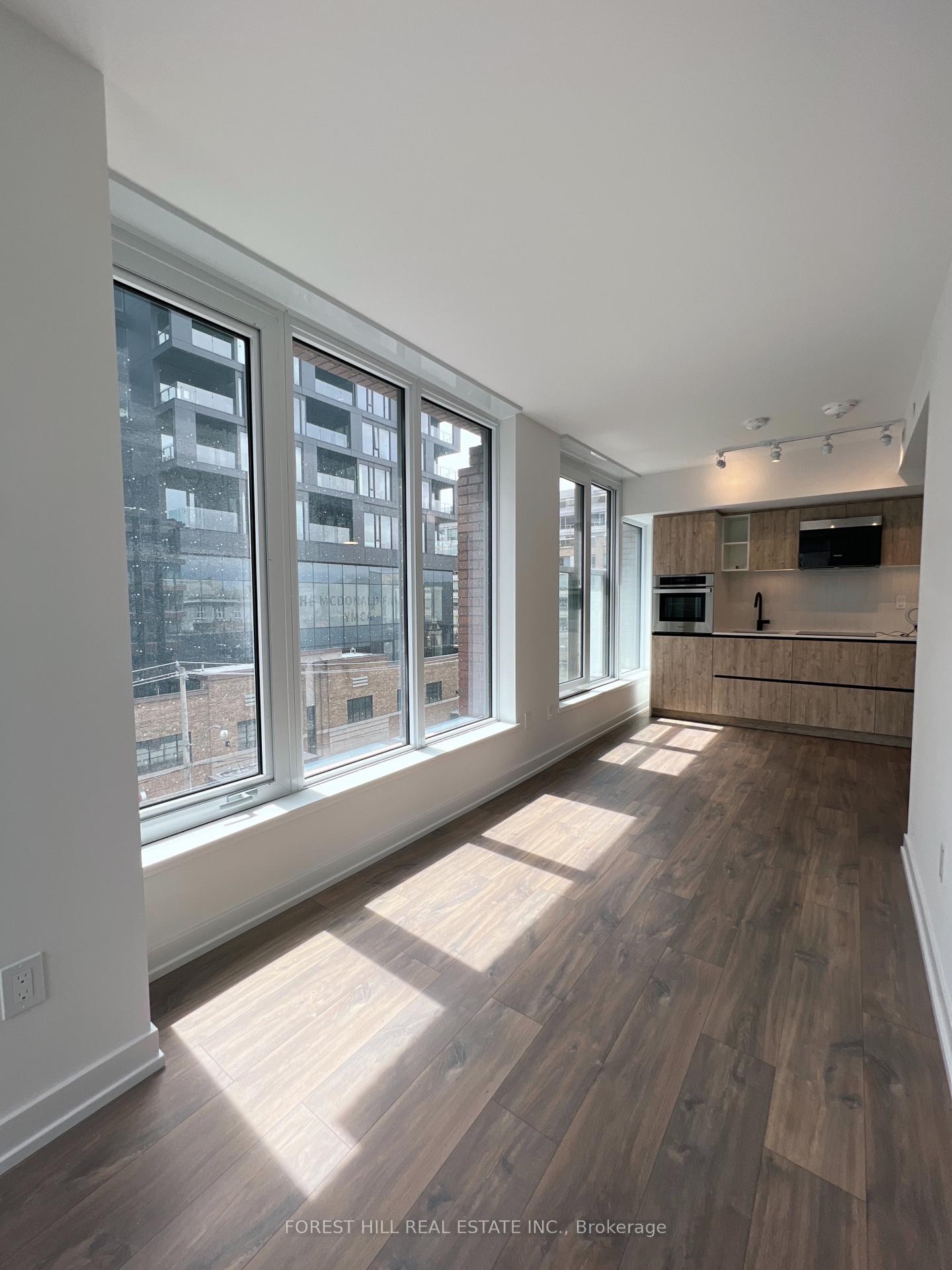 2-augusta-avenue-toronto-ontario-c12841774