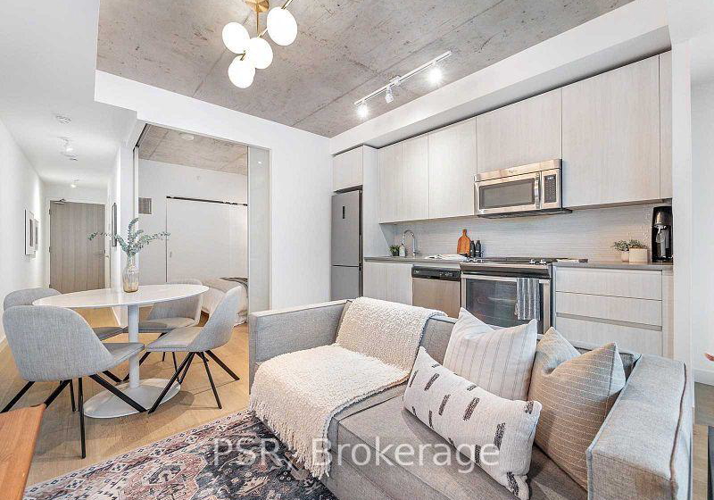 111-bathurst-street-toronto-ontario-c12842048