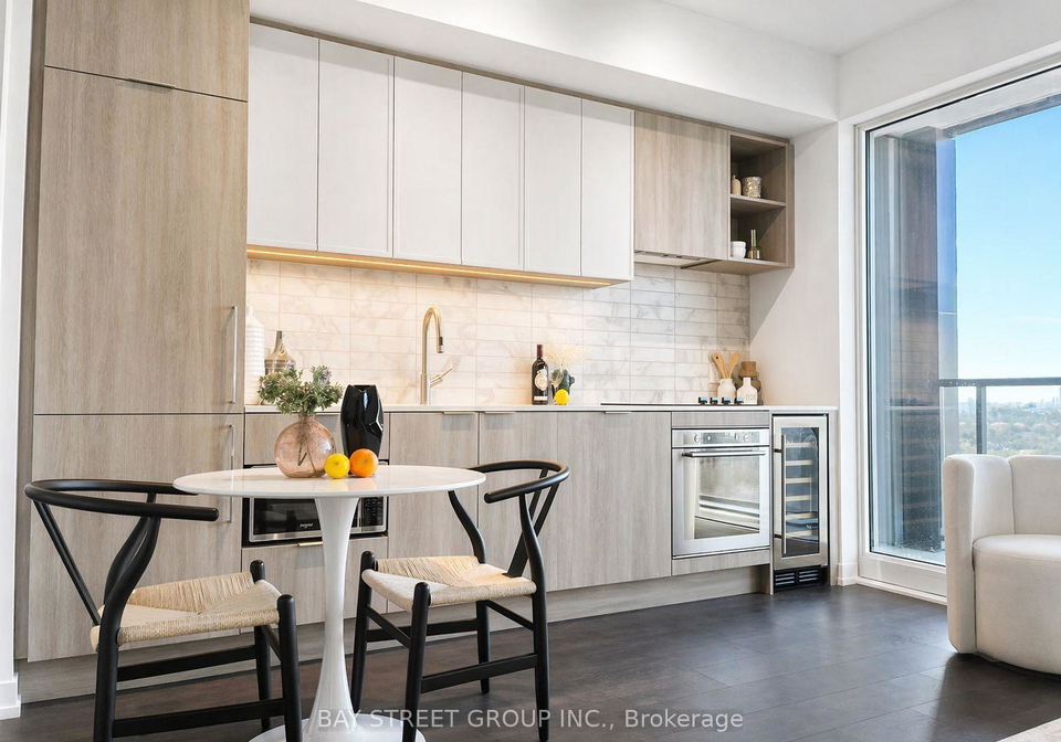2020-bathurst-street-toronto-ontario-c12842222