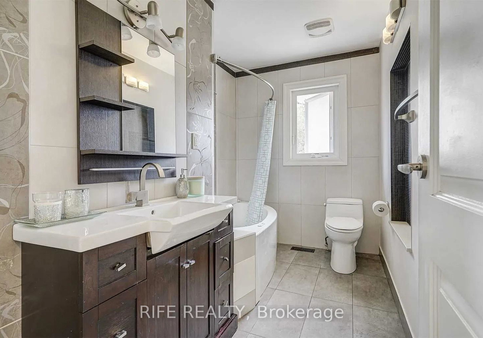 9-northwood-drive-north-york-ontario-c12842740