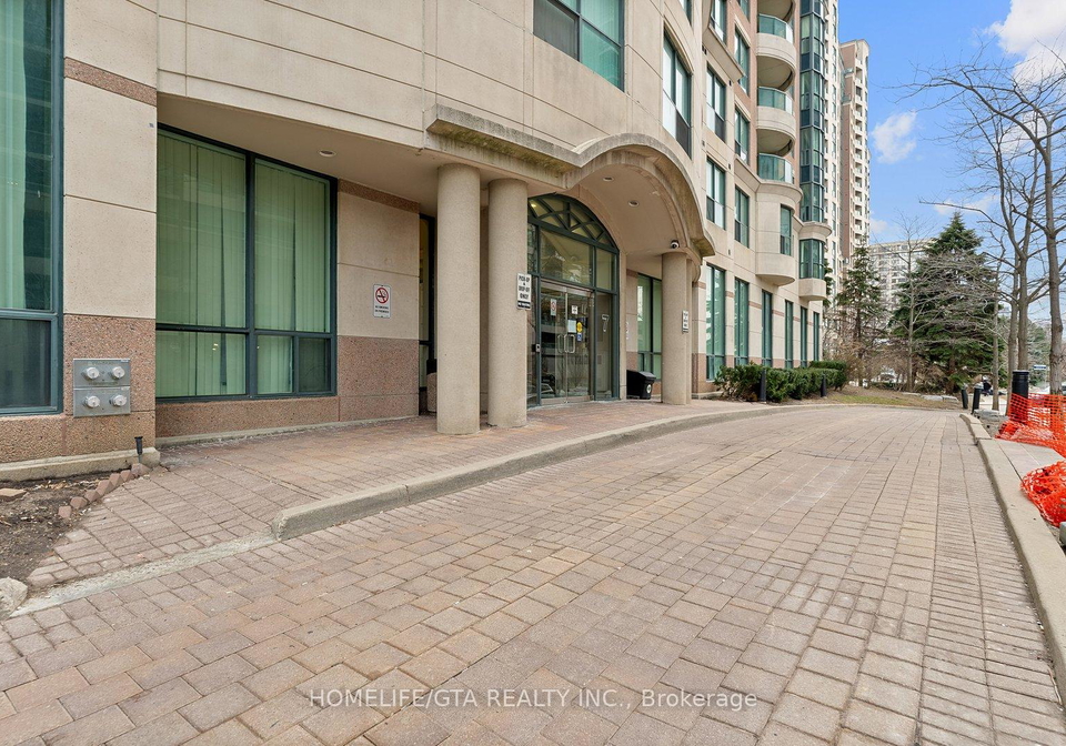 7-lorraine-drive-toronto-ontario-c12842752