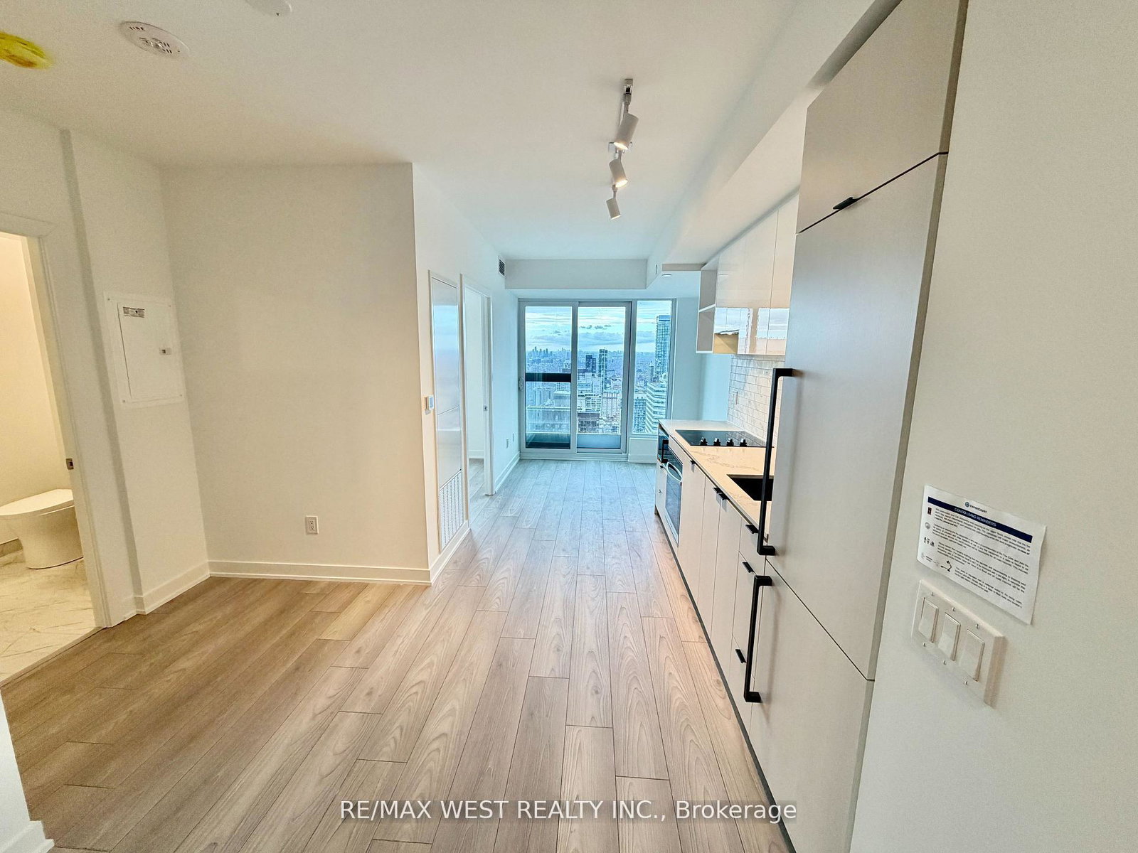 252-church-street-toronto-ontario-c12843038