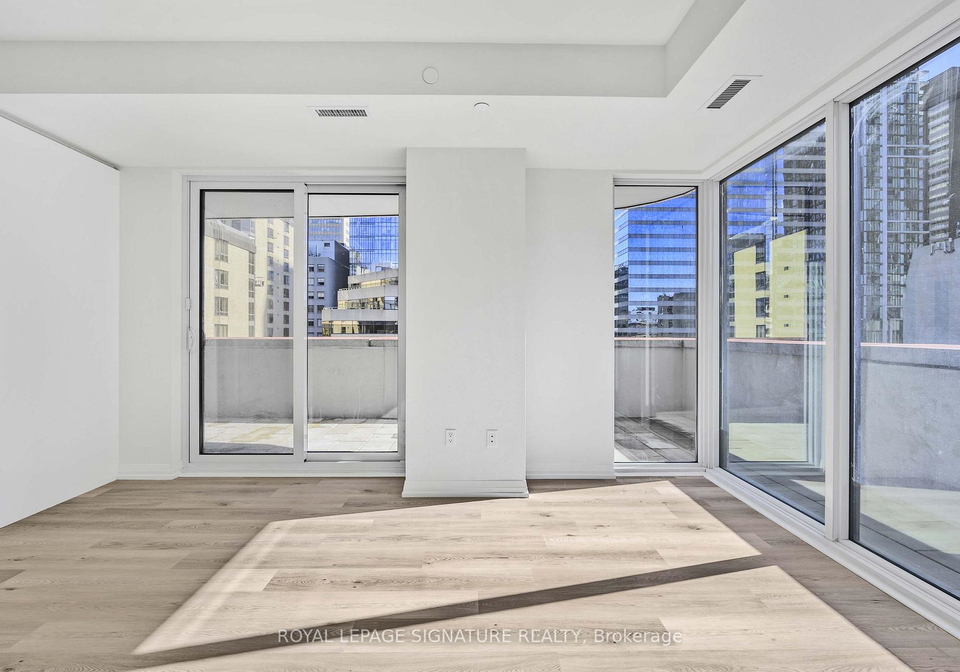 280-dundas-street-w-toronto-ontario-c12843280