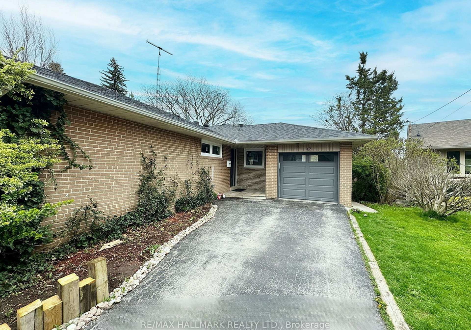 42-millgate-crescent-north-york-ontario-c12843306
