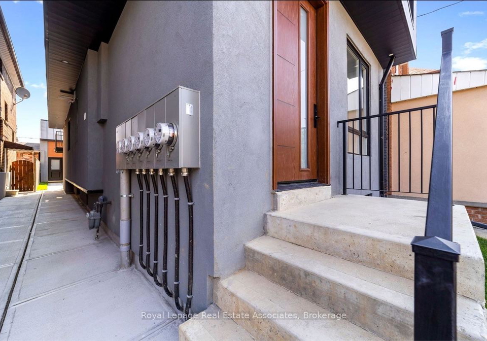 531-delaware-avenue-n-toronto-ontario-c12843388