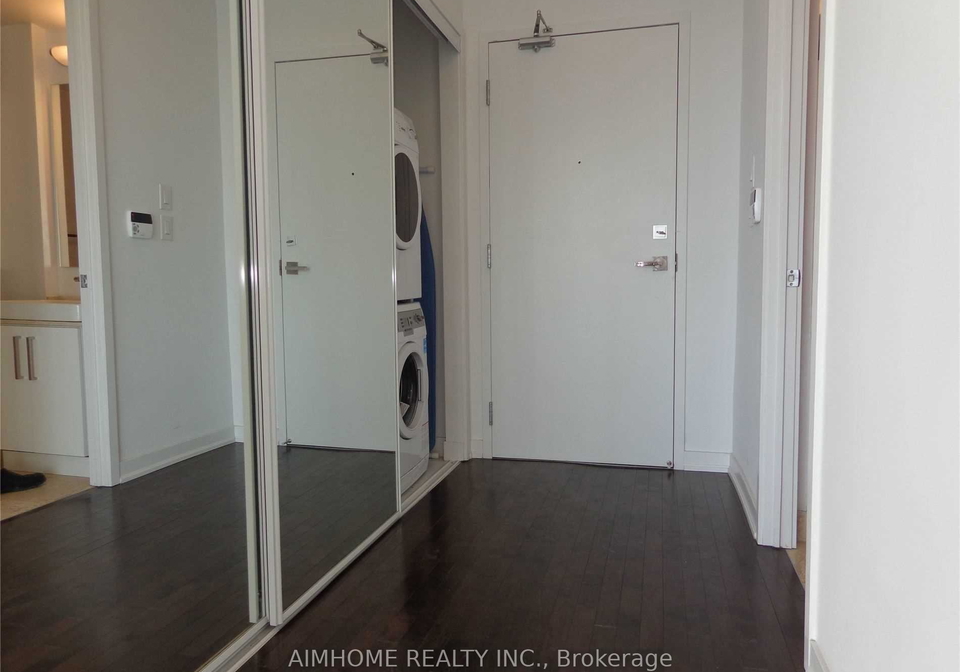 12-york-street-toronto-ontario-c12843484