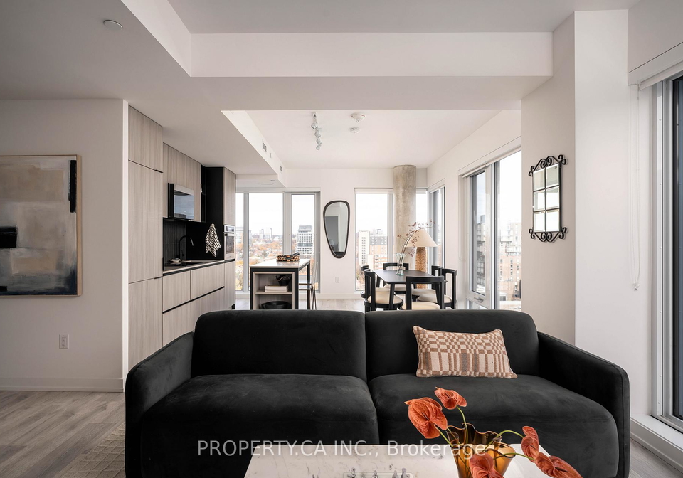 2-augusta-avenue-toronto-ontario-c12843486