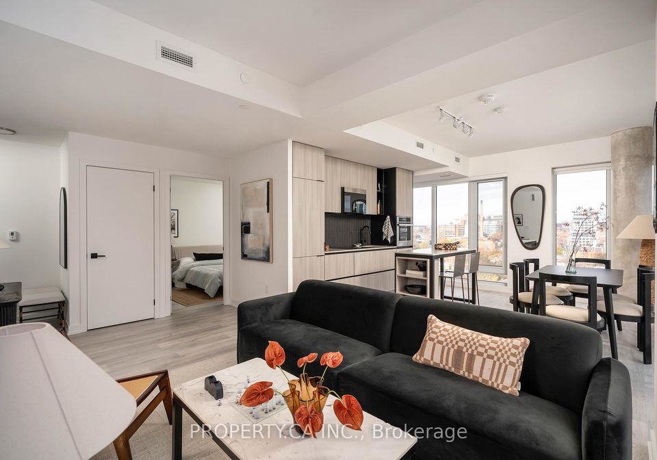 2-augusta-avenue-toronto-ontario-c12843486