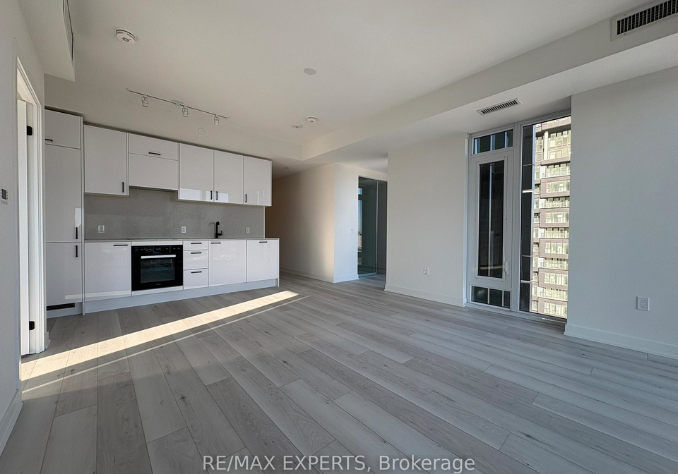 1-quarrington-lane-north-york-ontario-c12843538