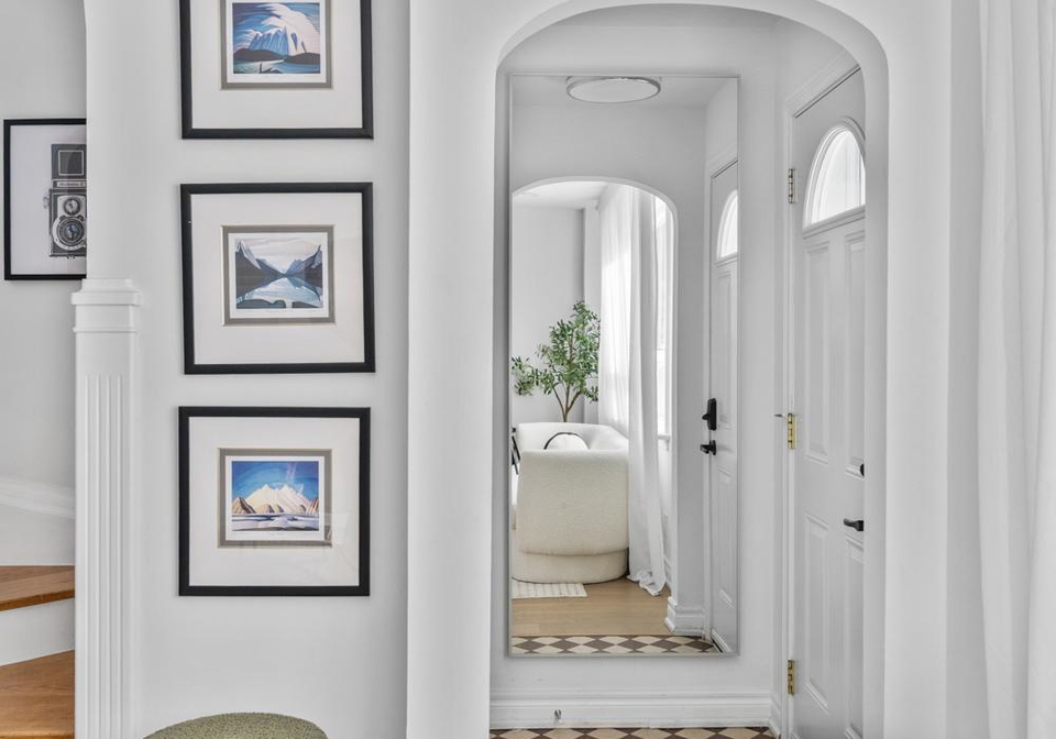 114-glenvale-boulevard-east-york-ontario-c12843802