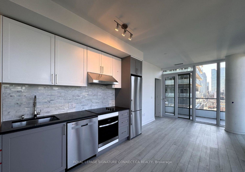 70-princess-street-toronto-ontario-c12844088