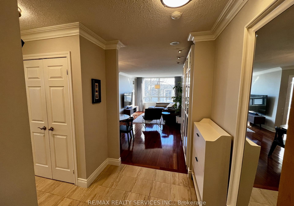 78-harrison-garden-boulevard-north-york-ontario-c12844198