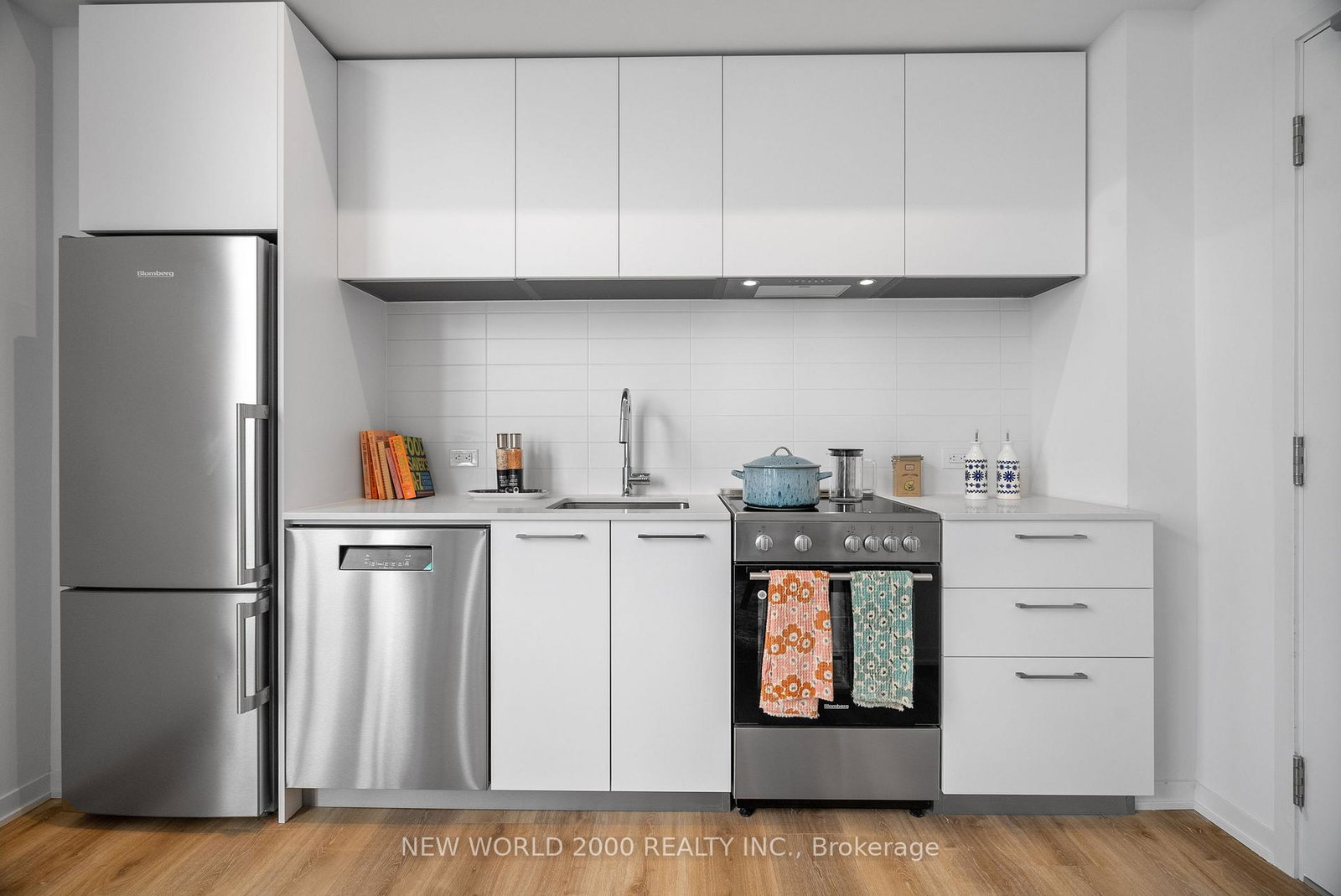 101-roehampton-avenue-toronto-ontario-c12844352