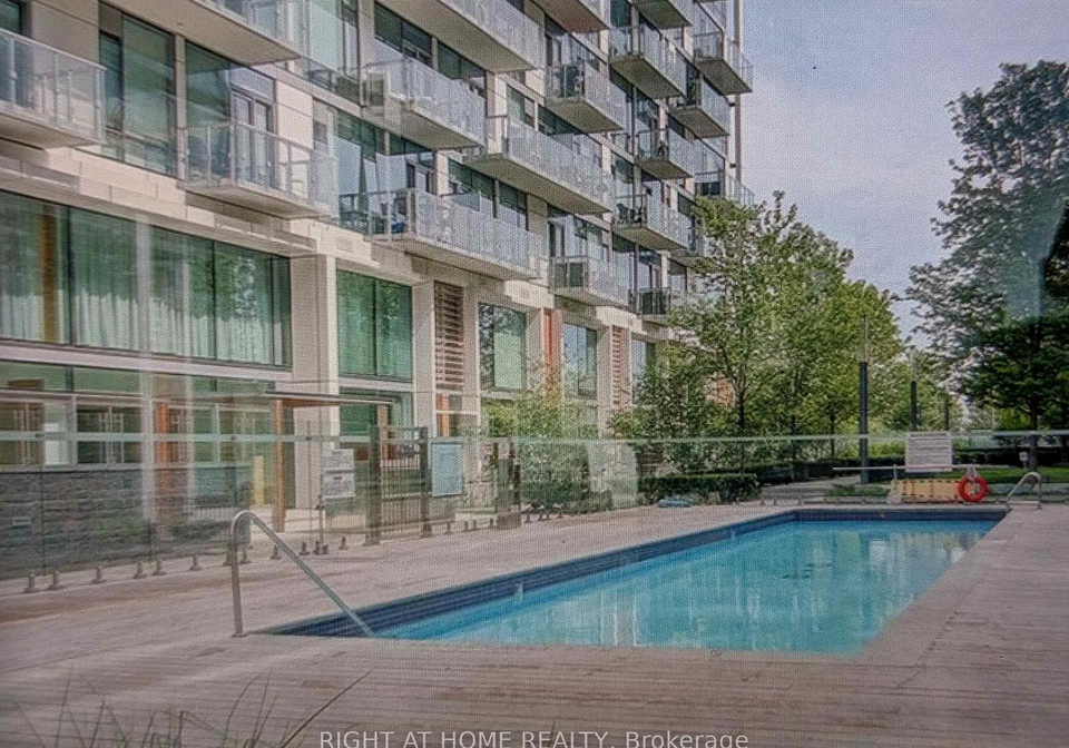 39-queens-quay-e-toronto-ontario-c12844498