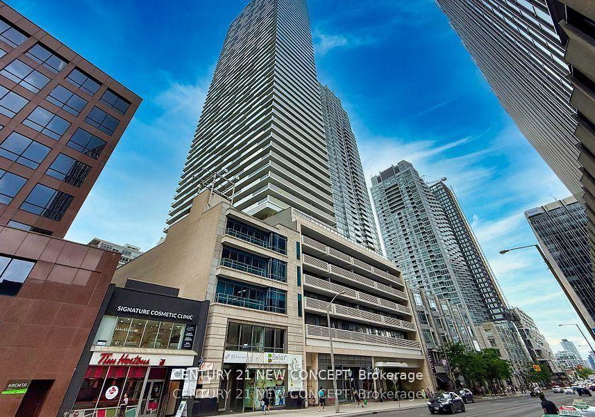2221-yonge-street-toronto-ontario-c12844804