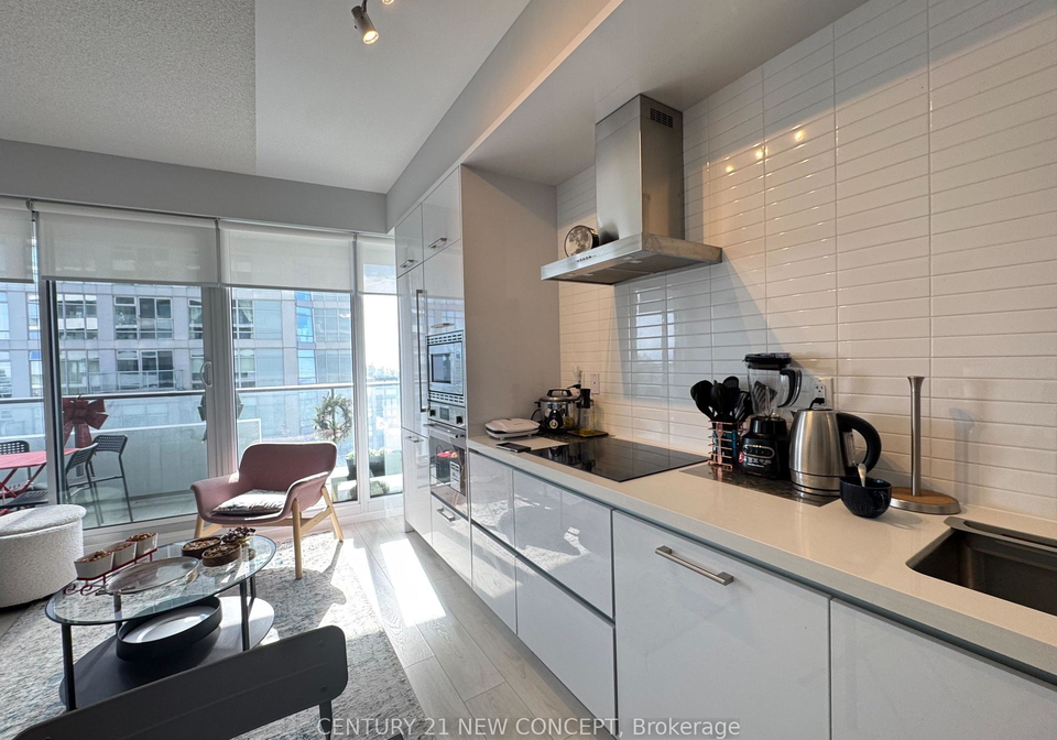 2221-yonge-street-toronto-ontario-c12844804